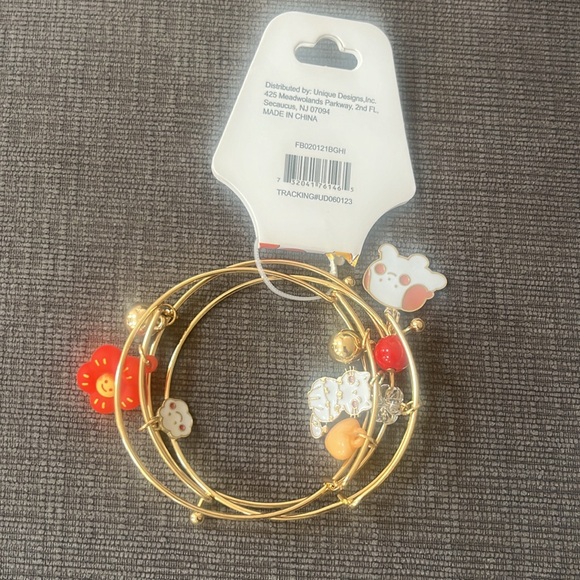 ✨❤️Charm bracelet ❤️✨ - Picture 2 of 2